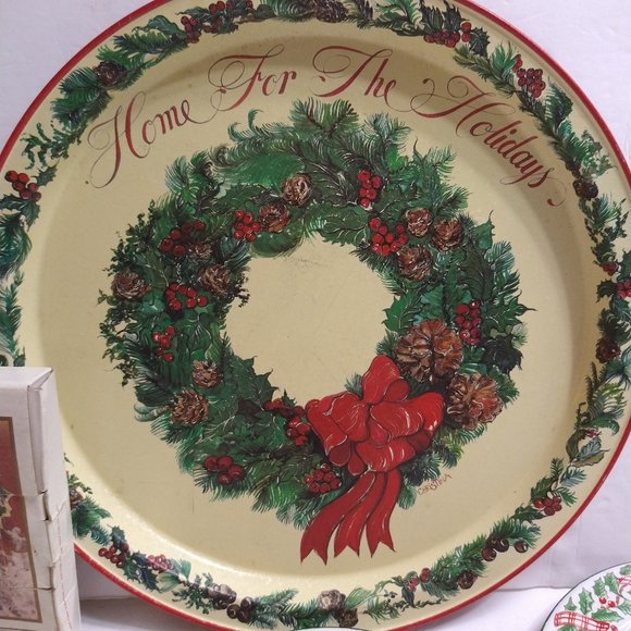 Christmas dishes, plates, tree candy dish, & tray! - Picture 5 of 8